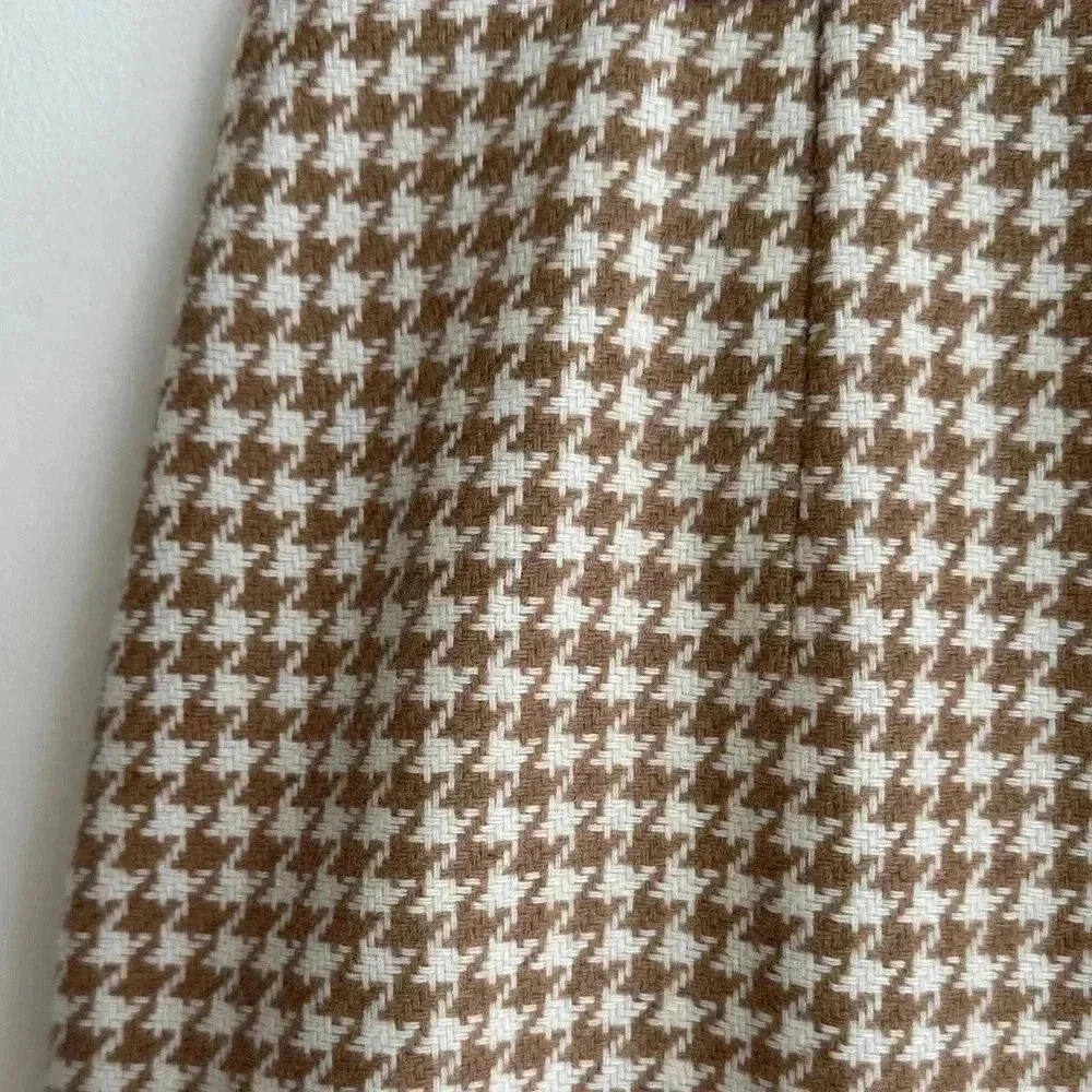 Ann Taylor LOFT Tan and Cream Houndstooth Wool Blend Pencil Skirt, Size 12 - Picture 8 of 16